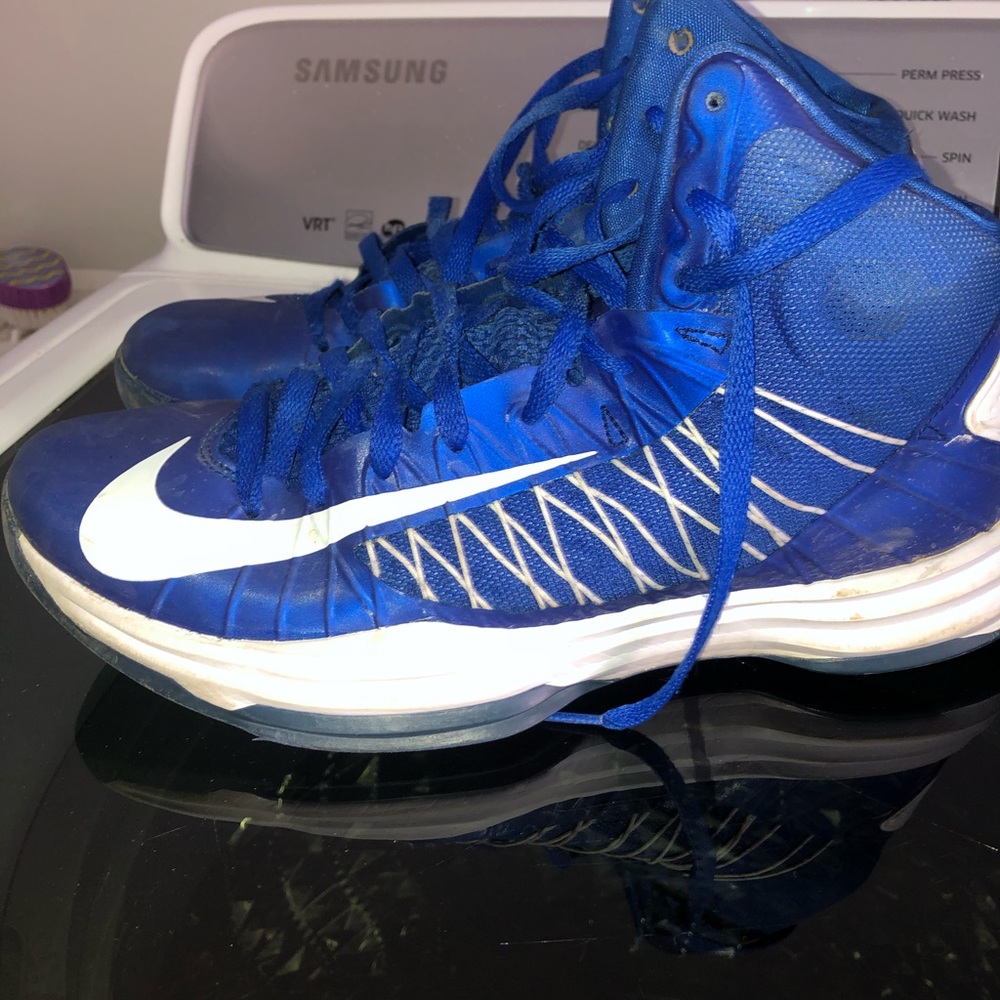 2012 Hyperdunk “game royal”